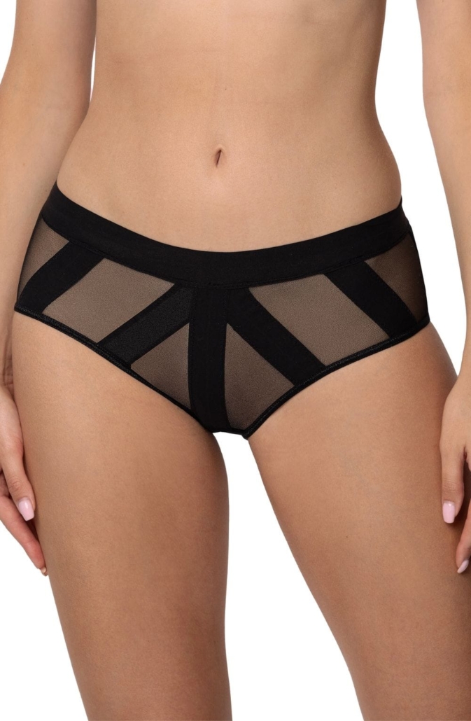 roza_passomela_black_brief_closeup.jpg
